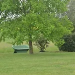 Bed & Breakfast Le Murmure Des Fees 4*