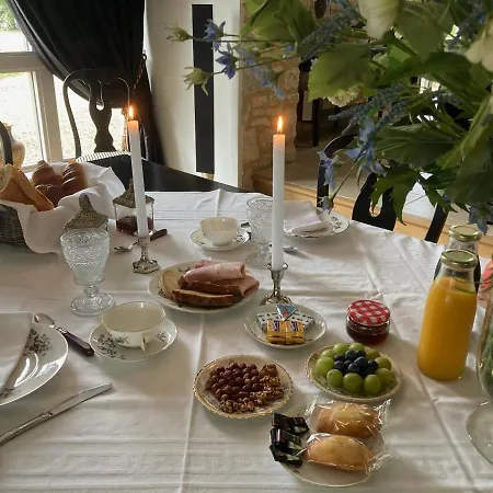 Le Murmure Des Fees Bed & Breakfast Issigeac