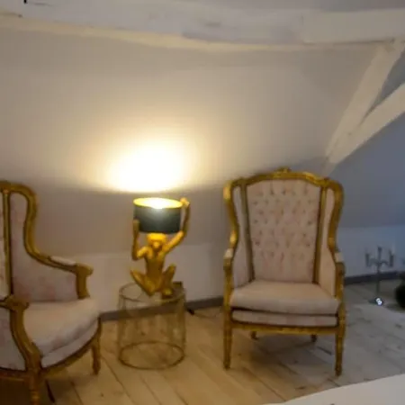Le Murmure Des Fees 4*