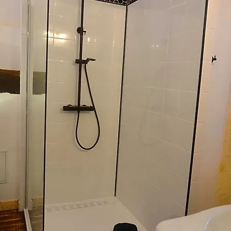 Oda ve Kahvaltı Le Murmure Des Fees Issigeac