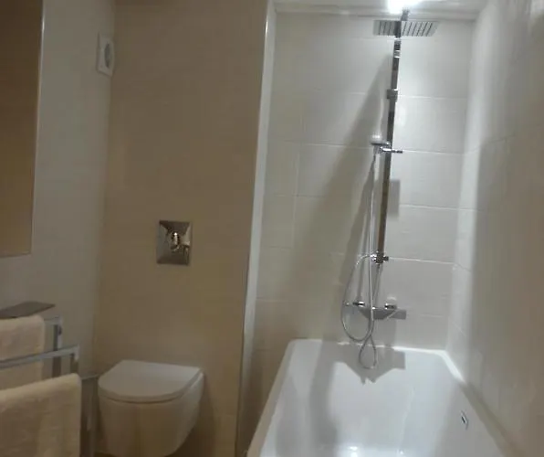 Le Murmure Des Fees 4*