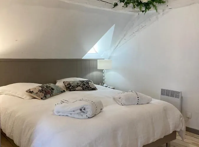 Le Murmure Des Fees 4*