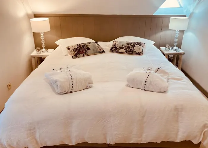 Le Murmure Des Fees 4*