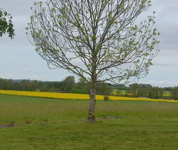 Le Murmure Des Fees Bed & Breakfast 4*