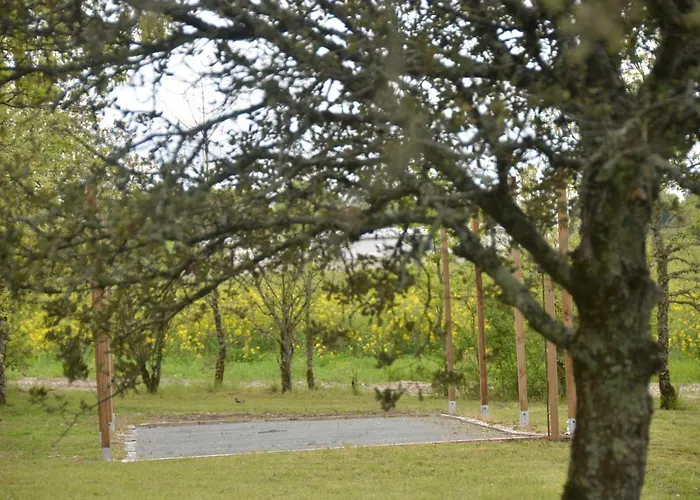 Le Murmure Des Fees 4*