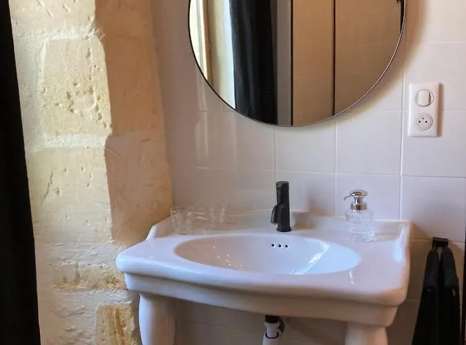 Le Murmure Des Fees 4*