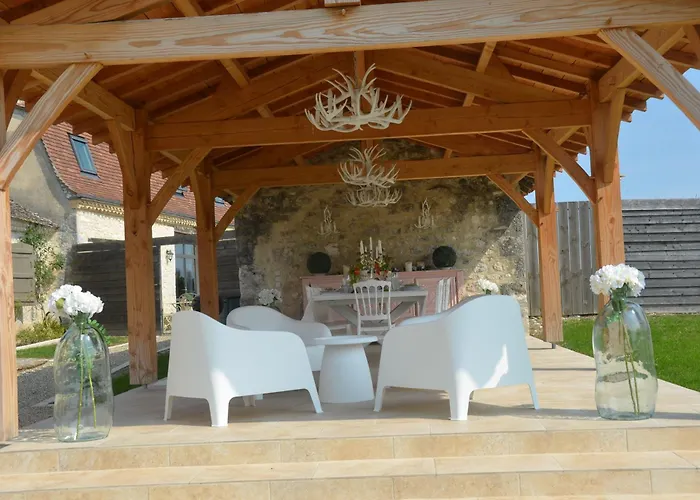 Le Murmure Des Fees Bed & Breakfast