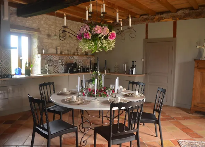 Le Murmure Des Fees 4*